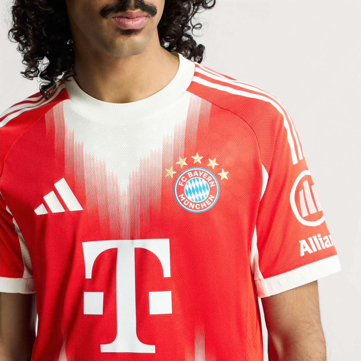 Adidas FC Bayern Authentic Heimtrikot 26/27 Herren - Image 7
