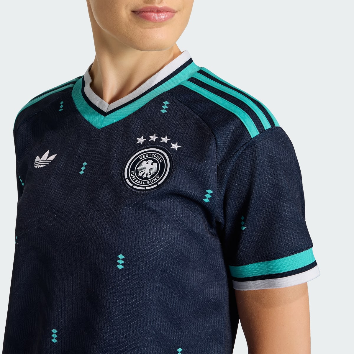 Adidas Damen Deutschland Auswärtstrikot 26/27 - Image 6