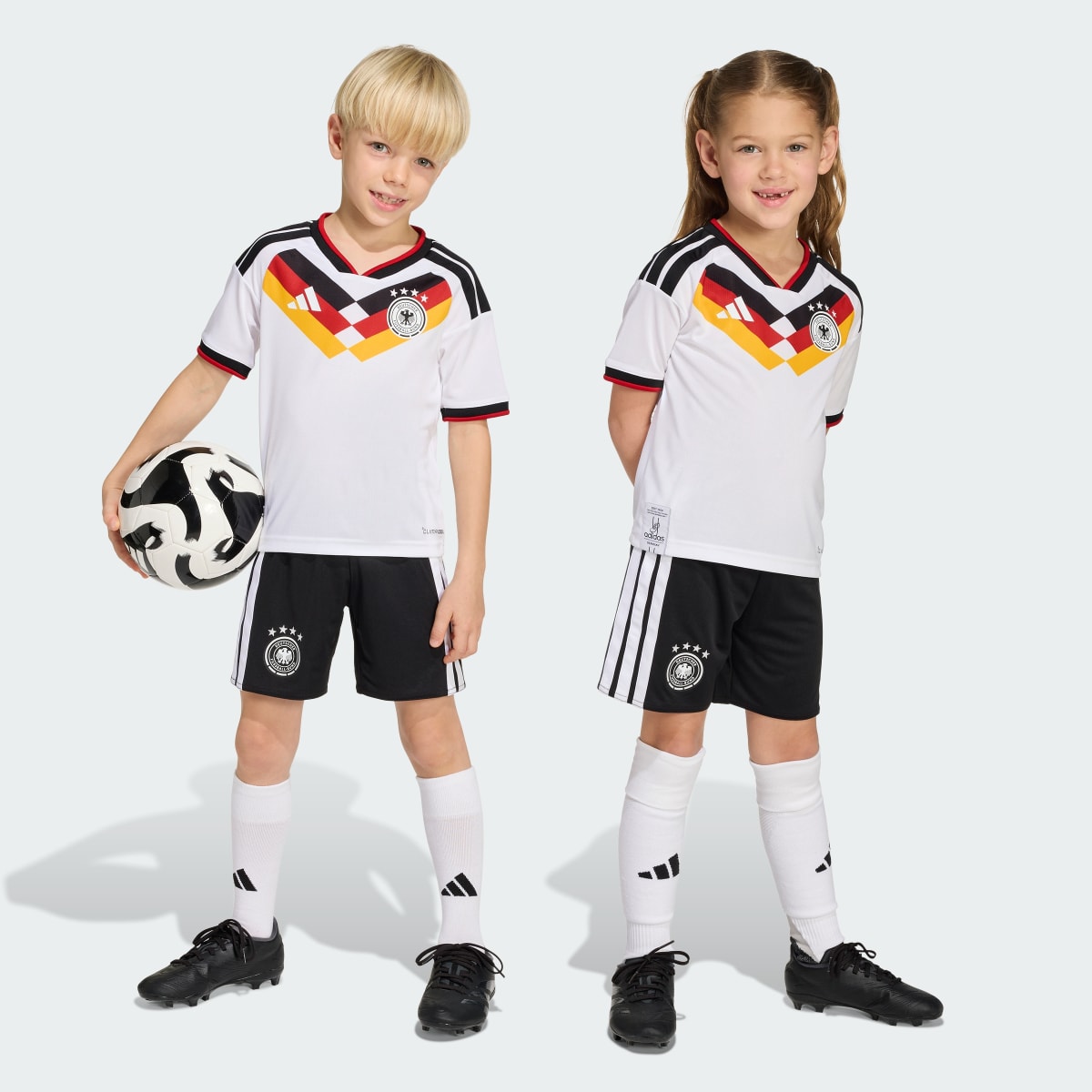Adidas Deutschland Heimtrikot 26/27 Kinder - Image 2