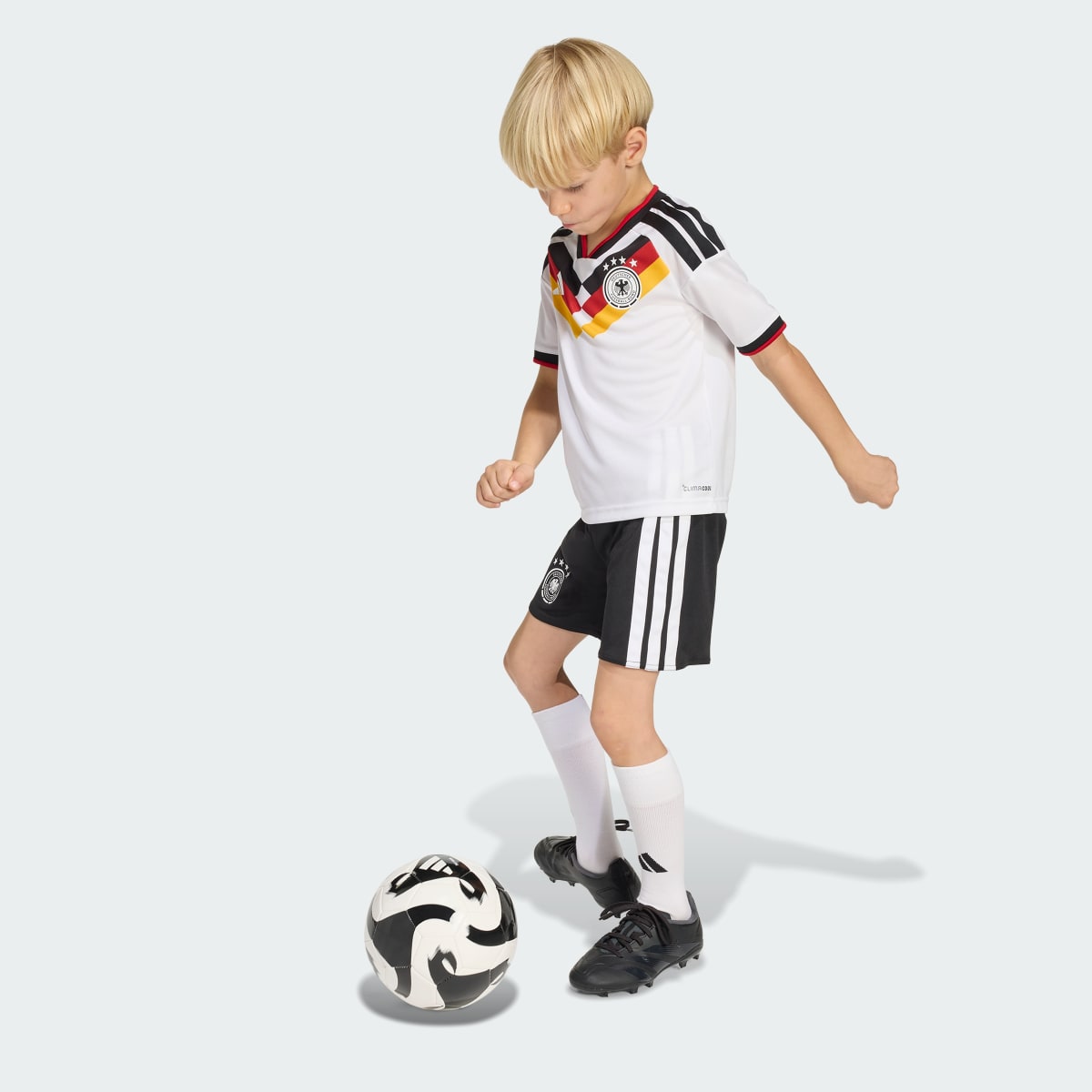 Adidas Deutschland Heimtrikot 26/27 Kinder - Image 5