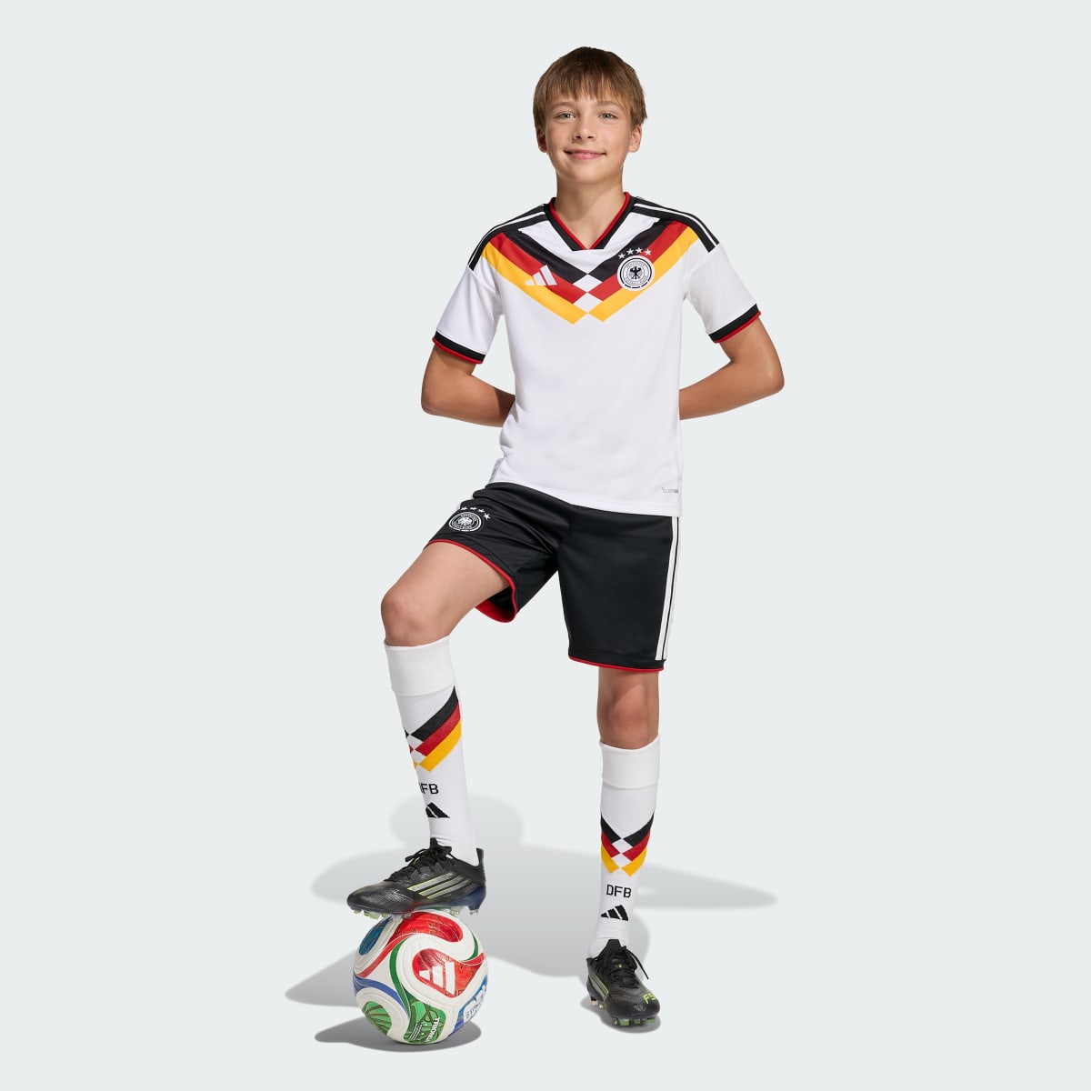 Adidas Deutschland Heimtrikot 26/27 Kinder - Image 5