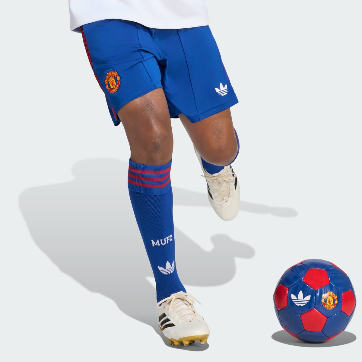 Adidas Manchester United 26/27 Auswärts Shorts Herren - Image 7
