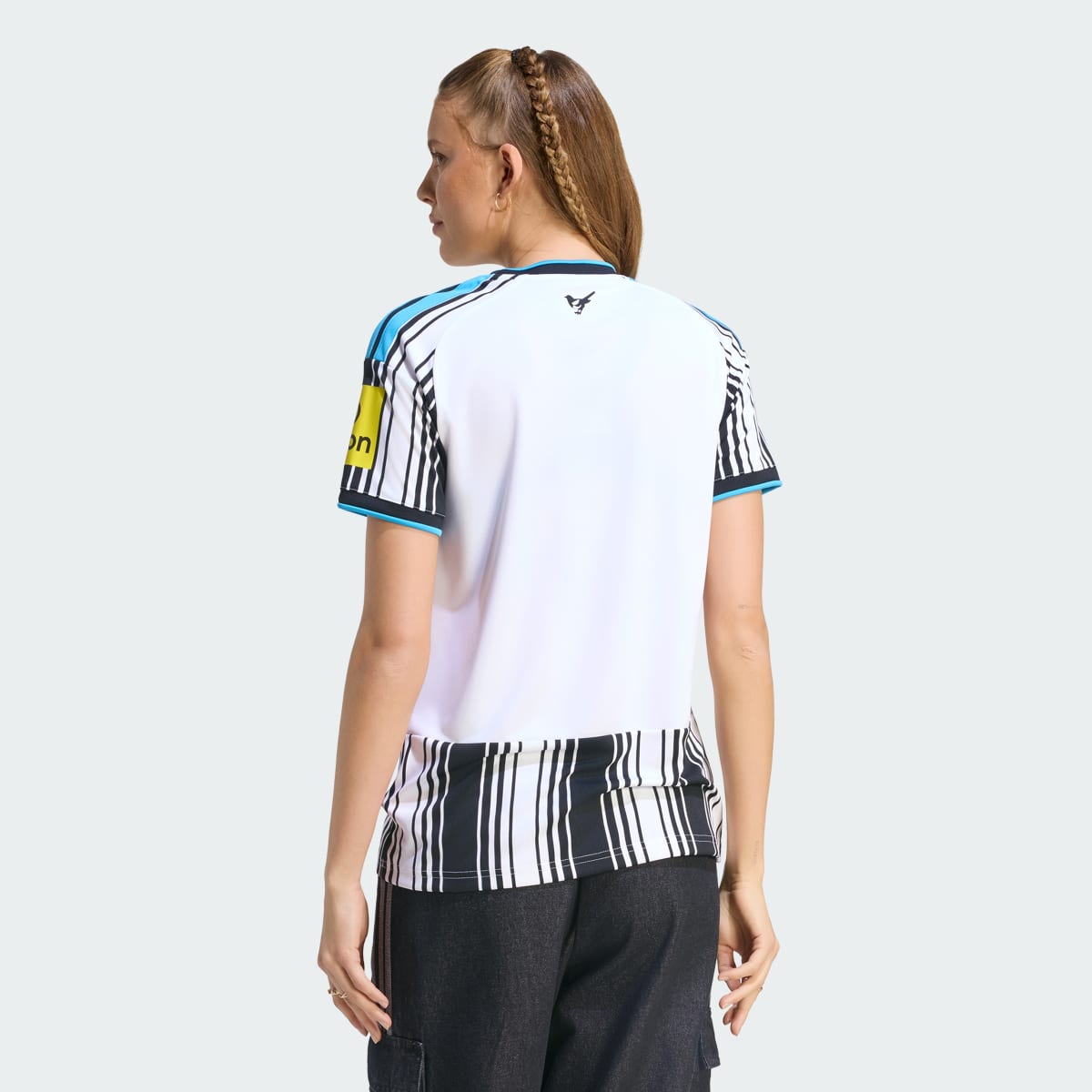 Damen Adidas Newcastle United FC Heimtrikot 26/27 - Image 2