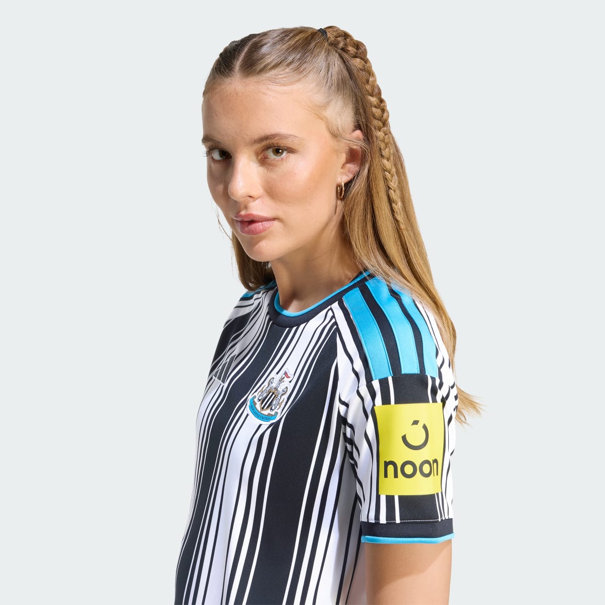 Damen Adidas Newcastle United FC Heimtrikot 26/27 - Image 6